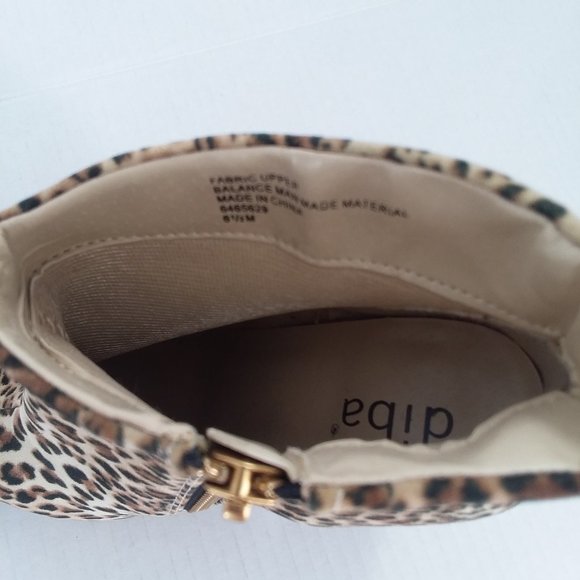 Diba Cheetah Print Fabric Platform Ankle Boots Size 6.5M - Picture 5 of 6